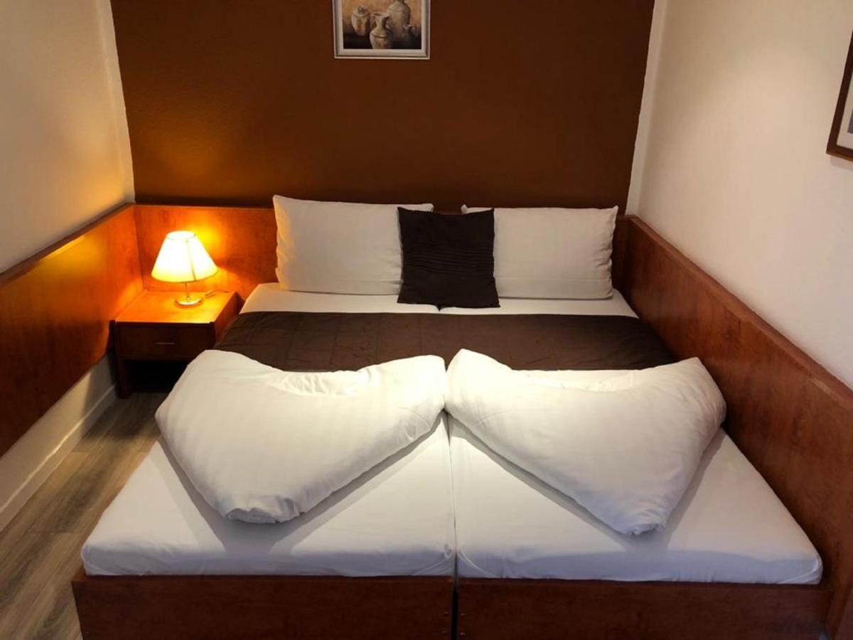 Apartmenthaus Zeuthen Exteriör bild