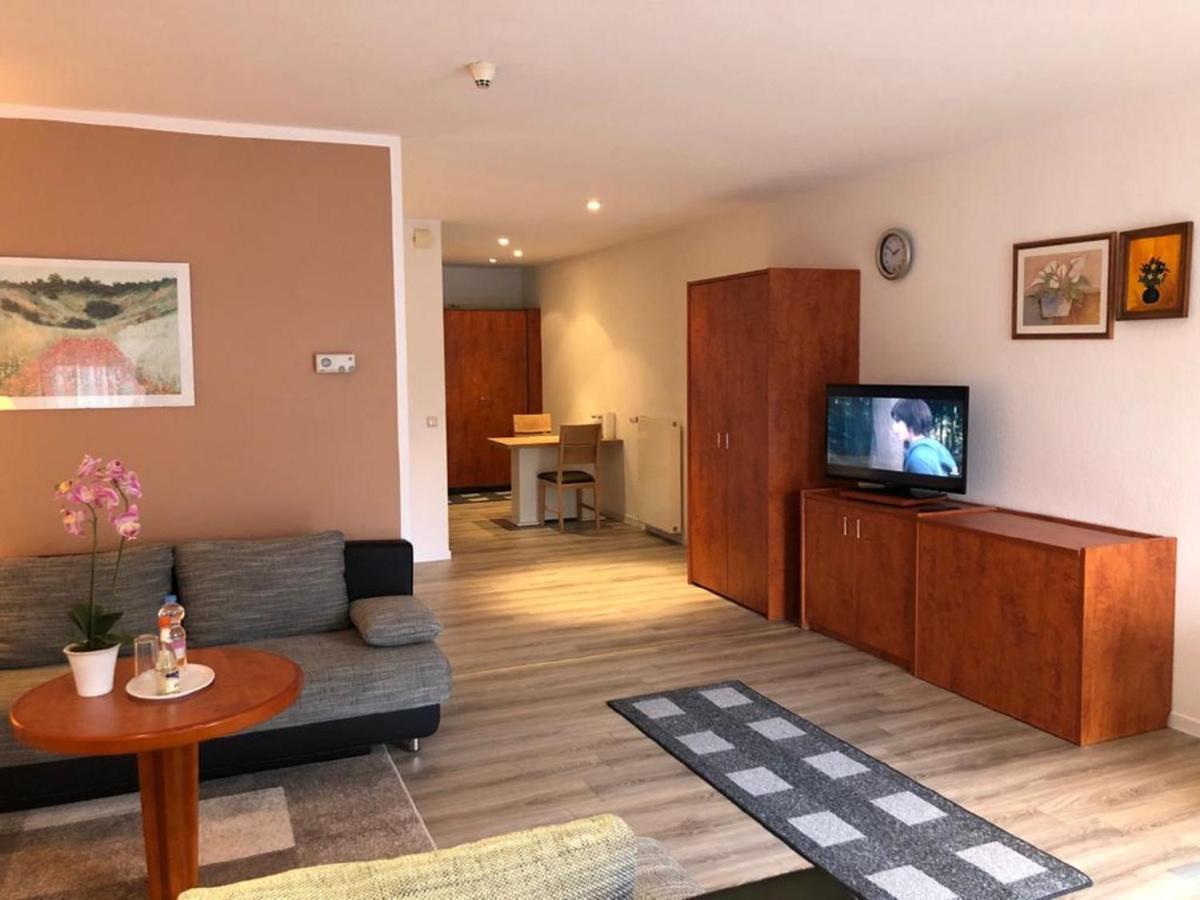 Apartmenthaus Zeuthen Exteriör bild