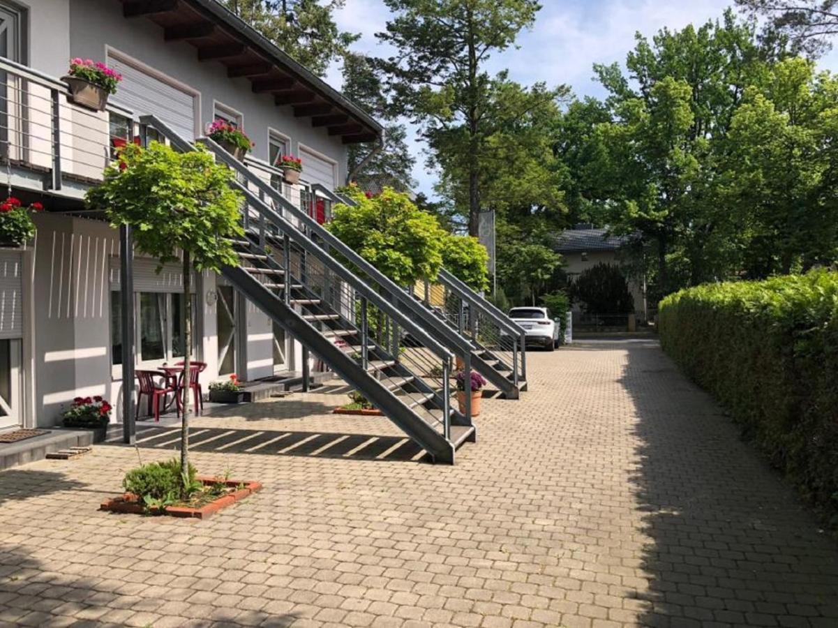 Apartmenthaus Zeuthen Exteriör bild