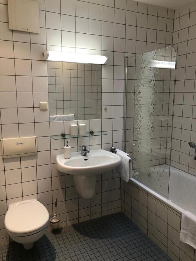Apartmenthaus Zeuthen Exteriör bild